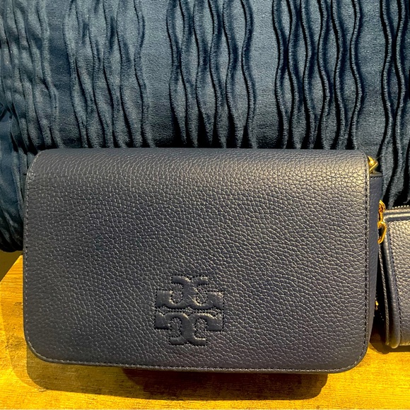 Authentic Tory Burch (Navy Blue) - Picture 2 of 6